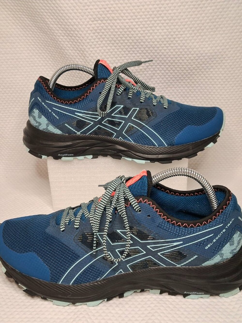 ASICS GEL-Excite Trail Women's 9.5 Teal Blue Pink Trail Running Shoes 1012B051